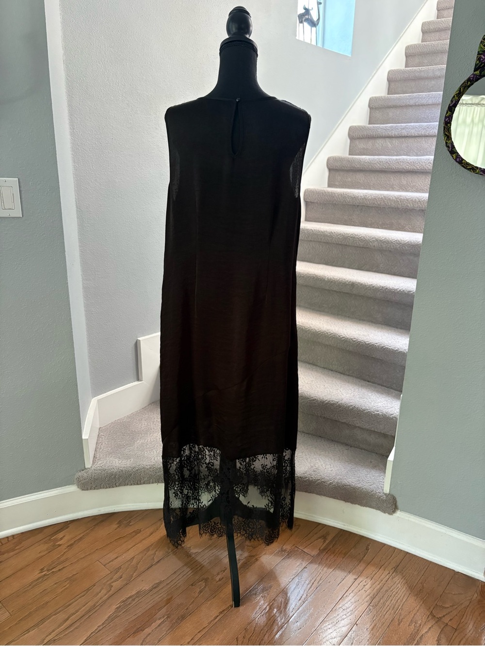 NWT Simply Vera VeraWang Black Lace Hem Sleeveless Midi Dress